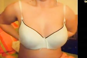 Chubby older slutty wife on this livecam movie scene is quite seductive