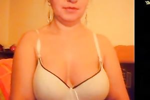 Chubby older slutty wife on this livecam movie scene is quite seductive