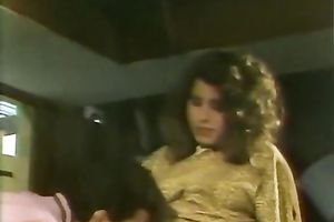 Sizzling hottie desires her shaggy soaked snatch to be polished