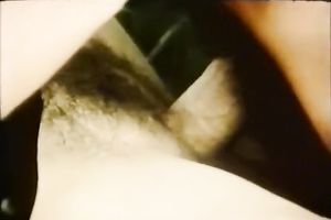 The nature is the great place to have sex for this couple