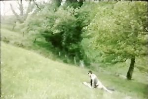 The nature is the great place to have sex for this couple