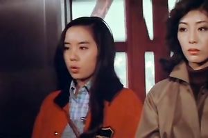 Japanese honey loved to receive her muff gangbanged hard