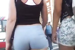 This nice-looking sweetheart in short shorts has a million dollar a-hole