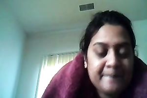 Chubby dilettante Desi fatso brags of her large boobies in front of webcam