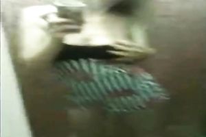 Skinny dilettante white skank films herself in the mirror