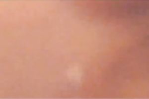 Pleasuring friend's girl in her bedroom right in her moist itchy bawdy cleft