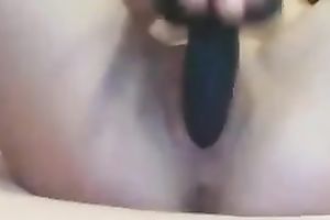 Busty white housewife dildoing her bald pink vulva on web camera