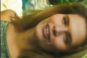 Svelte light-haired hottie provides man with oral-job outdoors