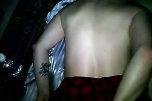 Red haired white bitch provided my fortunate buddy with a solid oral pleasure