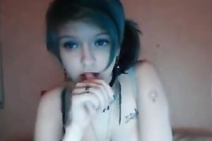 Attractive legal age teenager exposes her heavy billibongs during the time that chatting to me on the web