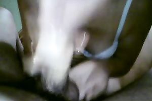 Horny mulatto chick takes big weenie in her throat and splits the jizz