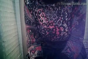 White non-professional white lady in blue jeans stripped on cam in the crap-house