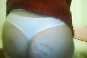 Just a latin chick bootylicious wench being a doxy on the cam