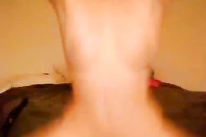 Skinny wife disrobes and shows her twerking skills in livecam solo