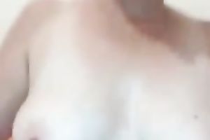 Mature woman rubbing and toying her snatch in dilettante episode