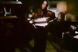 This stud finds his GF a lot greater quantity hot in missionary position