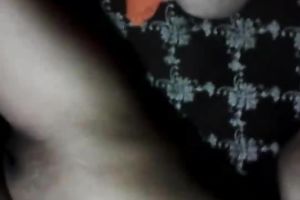 Playful non-professional Desi brunette hair provides her BF with BJ previous to fucking