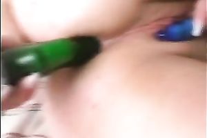 She can't live without to play with her all moist and loose love tunnel when that babe is alone