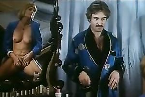 Nice light-haired older slut gets her cunt bald by man