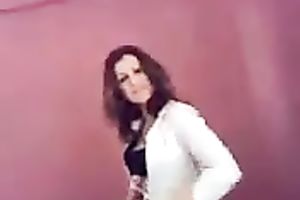 My bootylicious GF with large scoops gives me an fantastic blowjob