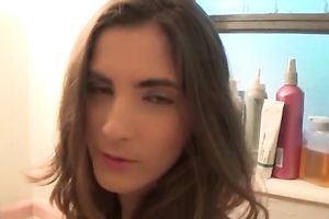My breasty girlfriend finds it hawt when I cum all over her face after sex