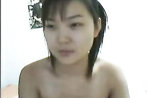 Skinny Asian dark brown cutie on livecam dancing for me all in nature's garb