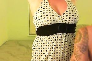 Chubby white playgirl with big love melons got her cunt finger screwed