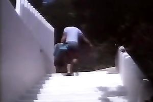 Short-haired nymphomaniac want to engulf as much as possible knobs