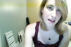 Alone and excited golden-haired haired cam nympho teased her own vagina