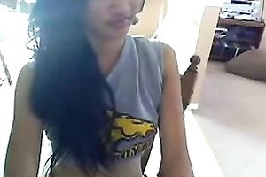 Sexalicious Filipina Married slut shows her hawt wazoo in dilettante session