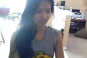 Sexalicious Filipina Married slut shows her hawt wazoo in dilettante session