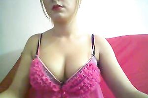 Busty white playgirl in pink underware flashes her titties
