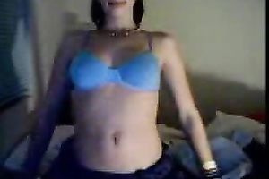 Mesmerizing sporty dark brown playing and teasing me on the web camera