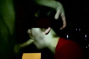 Blindfolded chunky white hottie in the dark room on livecam