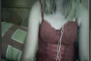 Lustful web camera sweetheart in red negligee pets her chunky hairless love tunnel