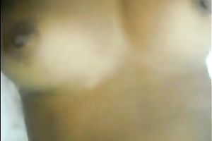 Curvy Brazilian hooker screwed in sideways position in front of mirror