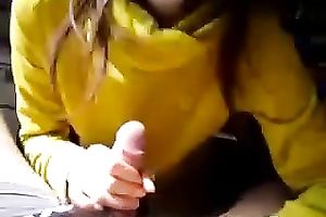 My recent Asian girlfriend gave me an excellent blow job