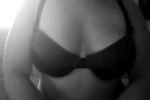 Horny big beautiful woman milfie plays with her big enormous pointer sisters for me on cam