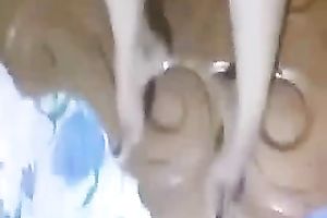 Seductive beauty from ComicCon rubs her hairless cunny in front of me