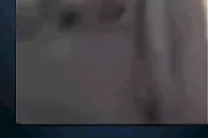 Nice milk sacks and round butt on the webcam from an dilettante playgirl