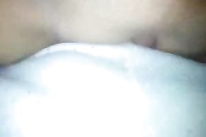 Fucked my girlfriend gets my penis permeating her pussy from the back