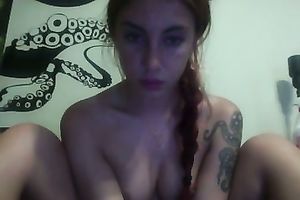 Appealing Irish girlfriend fingering her fur pie whilst toying taut butthole