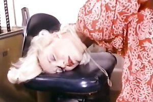 Blonde hawt white white wife was masturbating untill a man joined her