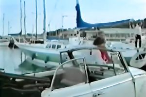 Dirty sea walk with breasty blondies ends with pleasant wet crack licking