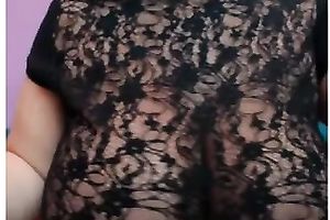 Redhead web camera milf shows her heavy scones and fingers her pussy