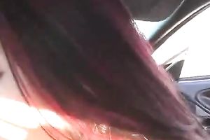 Slutty girlfriend gives me one hell of a tugjob right in my car
