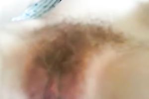 Just fucking myself in the cunt with my hairbrush on cam