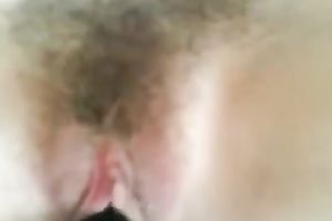 Just fucking myself in the cunt with my hairbrush on cam