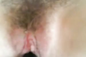 Just fucking myself in the cunt with my hairbrush on cam