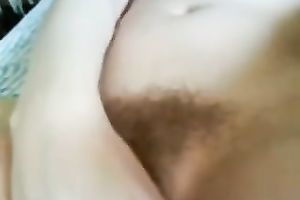 Just fucking myself in the cunt with my hairbrush on cam